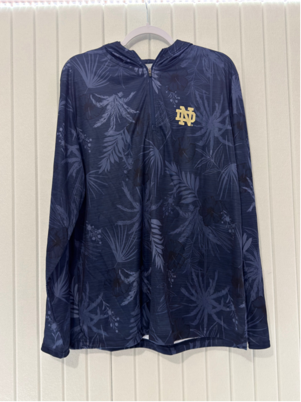NWT Colosseum Notre Dame Fighting Irish Men’s L Hooded 1/4 Zip Shirt Navy